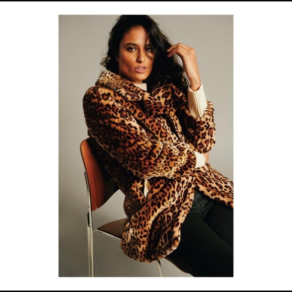 Open Collar Faux Fur Coat - Picture 4 of 4